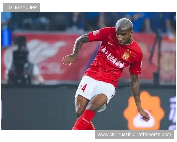 费内巴切前插力度十足，压迫明显：他们如何定义现代足球的速度与力量